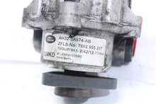 Load image into Gallery viewer, POWER STEERING PUMP LR4 Range Rover Sport 2010-2016 - 1036157
