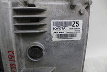 Load image into Gallery viewer, ECU ECM COMPUTER Toyota Corolla 2016 16 - 1039192
