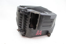 Load image into Gallery viewer, AIR CLEANER BOX Hyundai Santa Fe Kia Sorento 10 11 12 13 - 1041345
