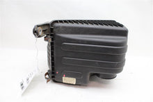 Load image into Gallery viewer, AIR CLEANER BOX Hyundai Santa Fe Kia Sorento 10 11 12 13 - 1041345
