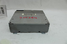Load image into Gallery viewer, RADIO Range Rover 2003 03 2004 04 AM FM Stereo - 1044729

