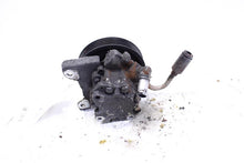 Load image into Gallery viewer, POWER STEERING PUMP BMW X5 2002 02 03 04 05 06 - 1045017

