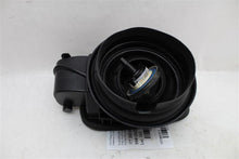 Load image into Gallery viewer, GAS FUEL FILLER LID DOOR BMW X5 2013 13 - 1045643
