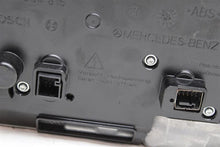 Load image into Gallery viewer, INFO-GPS SCREEN S550 S600 S63 S65 SL55 SL550 SL600 SL65 07 08 - 1047011

