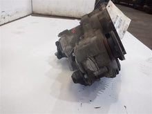 Load image into Gallery viewer, TRANSFER CASE C240 C320 E320 2003 03 04 05 06 - 1047273
