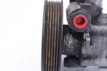 Load image into Gallery viewer, POWER STEERING PUMP Mercedes C230 2003 03 2004 04 2005 05 - 1049184
