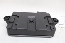 Load image into Gallery viewer, BODY CONTROL MODULE COMPUTER LR2 Range Rover Sport 2010-2015 - 1051678
