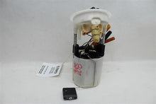 Load image into Gallery viewer, Fuel Pump BMW 335i 330i 328i 325i 2006 06 2007 07 2008 08 2009 09 10 11 Right - 1051901
