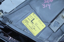 Load image into Gallery viewer, HEADLIGHT LAMP ASSEMBLY Audi TT 00 01 02 03 04 Left - 1052756
