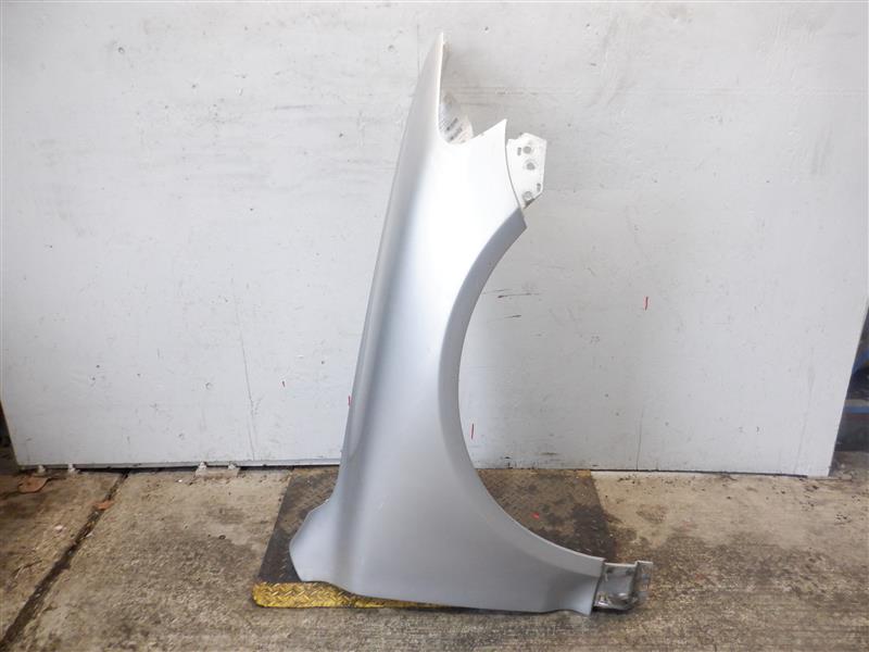 FENDER Volkswagen Touareg 2004 04 2005 05 2006 06 2007 07 Right - 1055509
