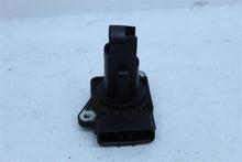 Load image into Gallery viewer, Mass Air Flow Sensor Meter MAF LR2 LR3 Range Rover Range 05-12 - 1063751
