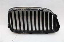 Load image into Gallery viewer, GRILLE BMW 528i 535i 550i Active 5 M5 11 12 13 14 15 16 Right - 1065157
