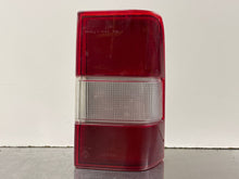 Load image into Gallery viewer, TRUNK LID MOUNTED TAIL LIGHT LAMP Volvo 850 1993 93 1994 94 Right - NW182467
