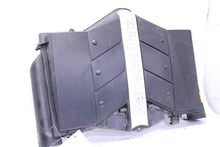 Load image into Gallery viewer, AIR CLEANER BOX E350 C230 C240 C32 C320 C55 CLK320 CLK350 CLK430 00-06 - 1066190
