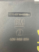 Load image into Gallery viewer, Fuse Box  SAAB 9-3 2004 - NW65854
