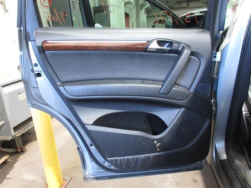 REAR INTERIOR DOOR TRIM PANEL Audi Q7 2009 09 - 1066881