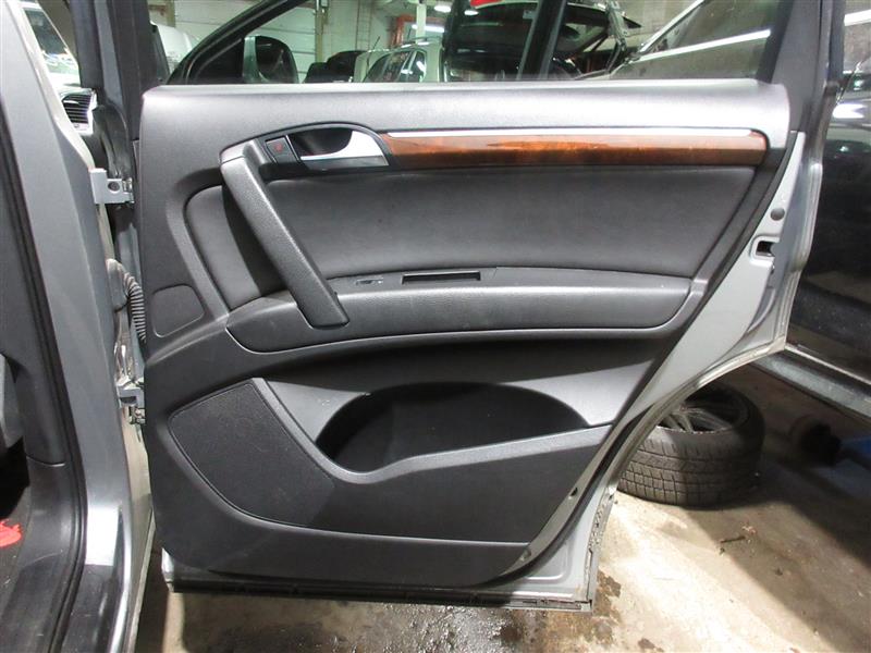 REAR INTERIOR DOOR TRIM PANEL Audi Q7 2009 09 - 1066897