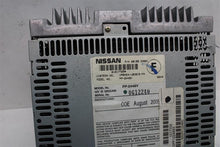 Load image into Gallery viewer, RADIO Nissan Pathfinder 2005 05 2006 06 2007 07  AM FM CD - 1067257

