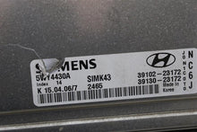 Load image into Gallery viewer, ECU ECM COMPUTER Elantra 2004 04 2005 05 2006 06 Auto - 1067563
