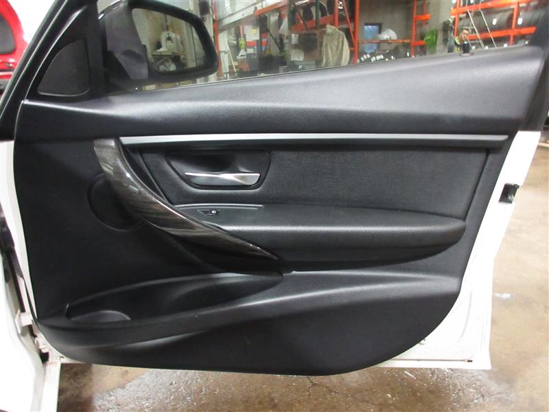 FRONT INTERIOR DOOR TRIM PANEL BMW 320i 328D 328i 2015 15 - 1068063