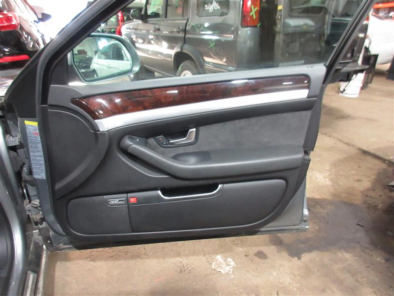 FRONT INTERIOR DOOR TRIM PANEL Audi A8 S8 2009 09 - 1068550