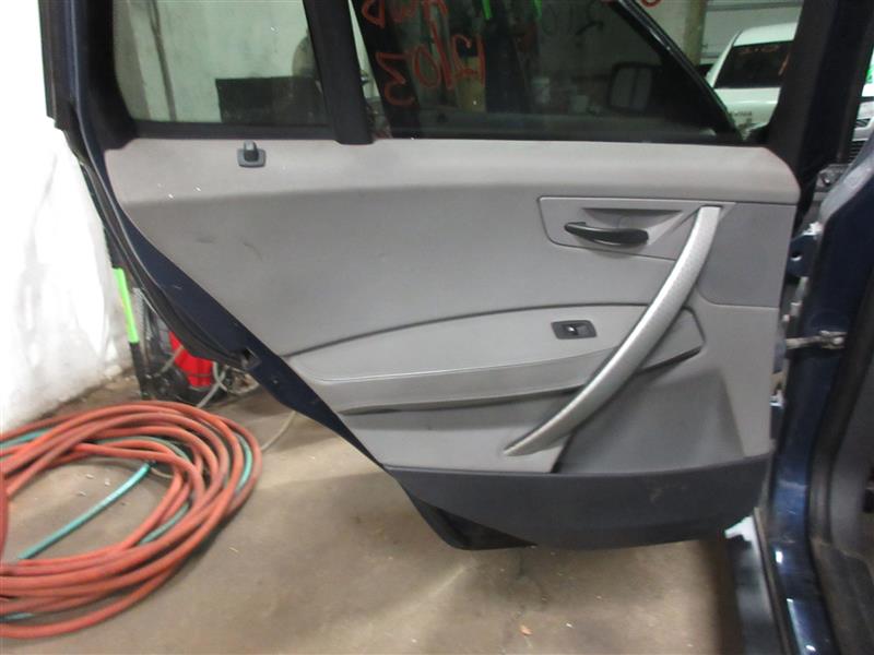 REAR INTERIOR DOOR TRIM PANEL BMW X3 2004 04 - 1068952