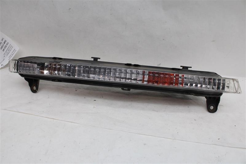 TURN SIGNAL LIGHT LAMP Audi Q7 07 08 09 Bumper Mounted Right - 1069120