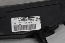 Load image into Gallery viewer, TURN SIGNAL LIGHT LAMP Audi Q7 07 08 09 Bumper Mounted Right - 1069120
