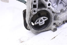 Load image into Gallery viewer, TRANSFER CASE BMW 528i 2012 12 - 1069396
