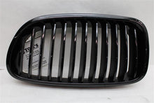 Load image into Gallery viewer, GRILLE BMW 528i 535i 550i Active 5 M5 11 12 13 14 15 16 Left - 1069418
