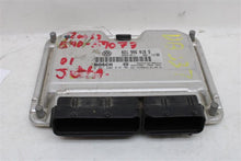 Load image into Gallery viewer, ECU ECM COMPUTER Volkswagen Jetta 2001 01 Auto AVH 2.8L - 1069652
