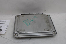Load image into Gallery viewer, ECU ECM COMPUTER Volkswagen Jetta 2001 01 Auto AVH 2.8L - 1069652
