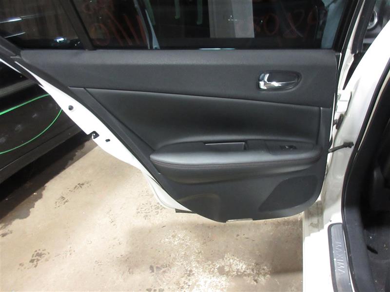 REAR INTERIOR DOOR TRIM PANEL Nissan Maxima 2011 11 - 1071075