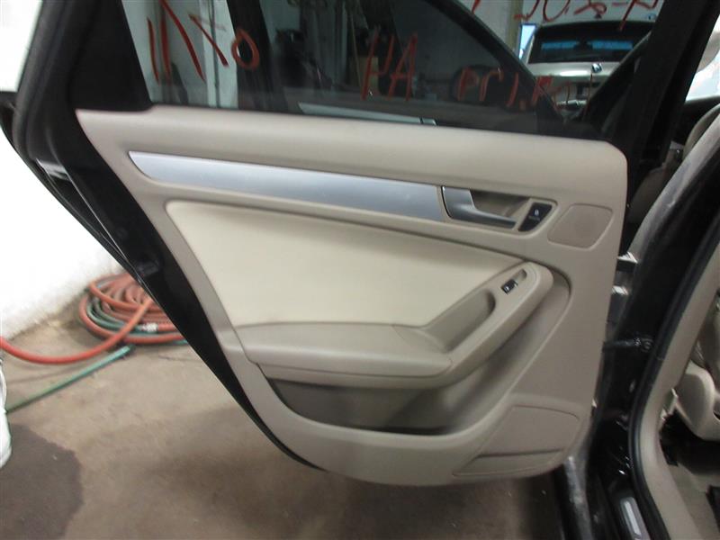 REAR INTERIOR DOOR TRIM PANEL Audi A4 2012 12 - 1072068