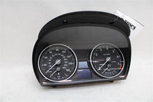 Load image into Gallery viewer, SPEEDOMETER CLUSTER BMW 328i 2007 07 2008 08 09 10 11 12 - 1074269
