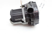 Load image into Gallery viewer, AIR INJECTION PUMP SMOG BMW 325i 328i 330i 323i  1999 99 00 01 02 03 04 05 - 1074288
