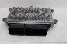 Load image into Gallery viewer, ECU ECM COMPUTER Volvo C30 V50 V40 2007 07 2008 08 2009 09 2010 10 - 1074850
