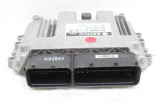 Load image into Gallery viewer, ECU ECM COMPUTER Hyundai Veloster 2012 12 - 1075196
