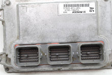 Load image into Gallery viewer, ECU ECM COMPUTER Honda Civic 2014 14 2015 15 - 1075197
