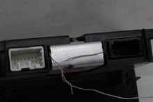 Load image into Gallery viewer, Radio Display Volvo S40 2004 04 2005 05 2006 06 - 1075277
