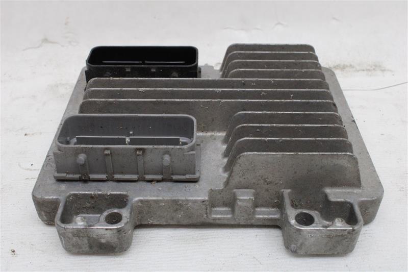 ECU ECM COMPUTER Chevrolet Van GMC Yukon Tahoe Sierra 2010 10 2011 11 - 1075813