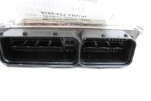 Load image into Gallery viewer, ECU ECM COMPUTER Volkswagen Jetta 2011 11 2.5L Auto - 1076340
