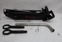 Load image into Gallery viewer, JACK Audi Q7 2008 08 - 1077267
