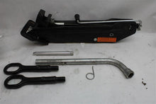 Load image into Gallery viewer, JACK Audi Q7 2008 08 - 1077267
