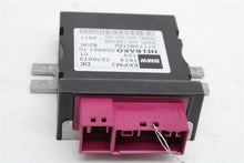 Load image into Gallery viewer, FUEL PUMP CONTROL MODULE COMPUTER 320i 328D 328i 328I GT 335i 09-17 - 1077473
