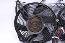 Load image into Gallery viewer, CONDESNER FAN ASSEMBLY Range Rover 95 96 97 98 99 - 02 - 1080117
