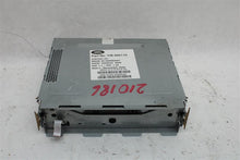 Load image into Gallery viewer, INFO-GPS SCREEN Land Rover Range Rover 2001 01 2002 02 - 1080468
