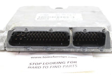 Load image into Gallery viewer, ECU ECM COMPUTER VW JETTA 2000 00 2001 01 2.0 CALI - 1081902
