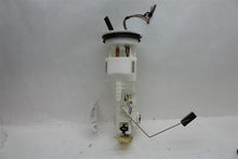Load image into Gallery viewer, Fuel Pump BMW X5 2000 00 2001 01 2002 02 2003 03 04 05 06 - 1082619
