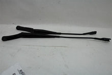 Load image into Gallery viewer, WINDSHIELD WIPER ARM Audi Q5 2011 11 - 1083627
